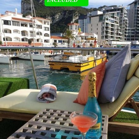 Jasmine Coral Jay Boutique Boatel Ocean Village Gibraltar Buitenkant foto