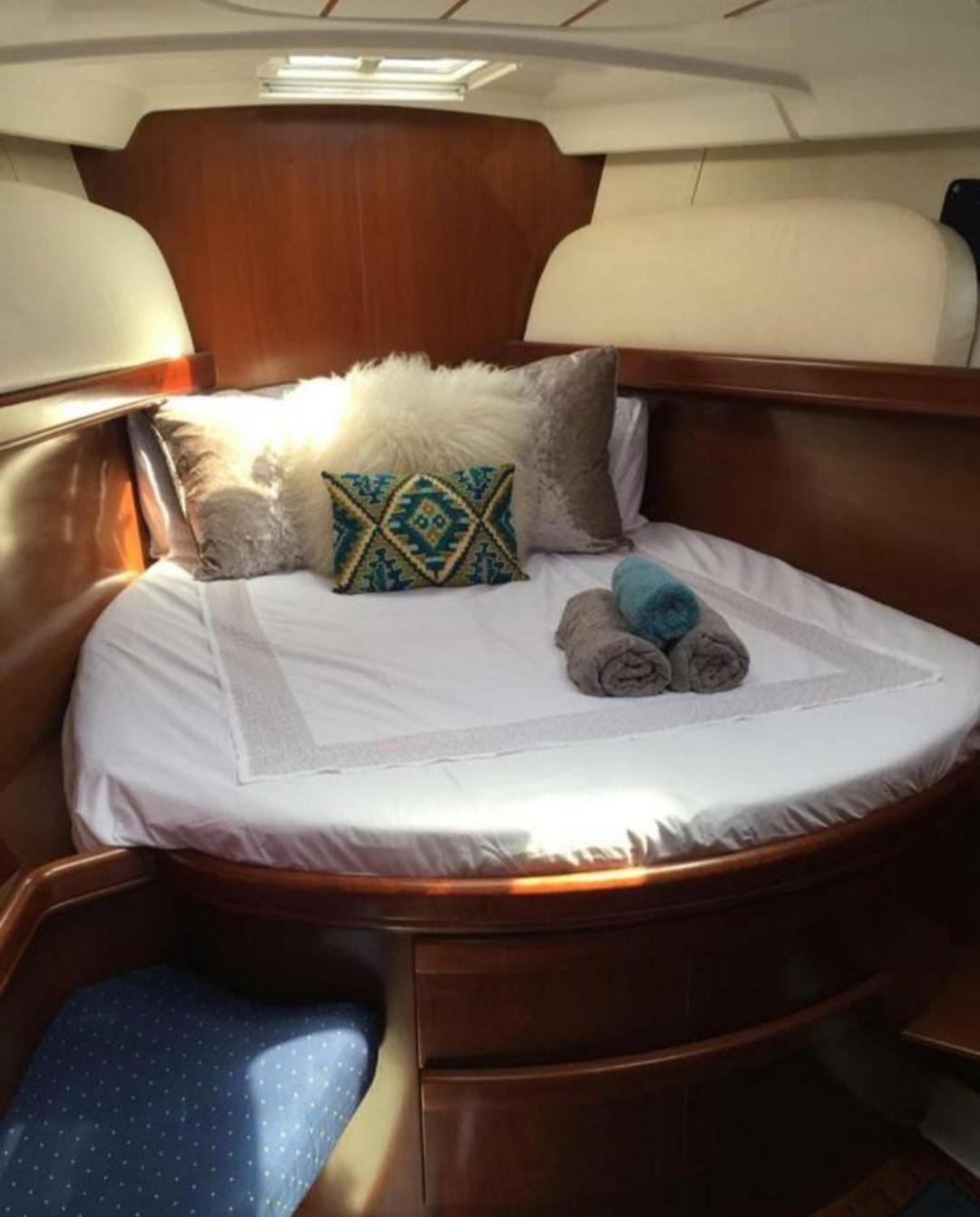 Jasmine Coral Jay Boutique Boatel Ocean Village Gibraltar Kamer foto