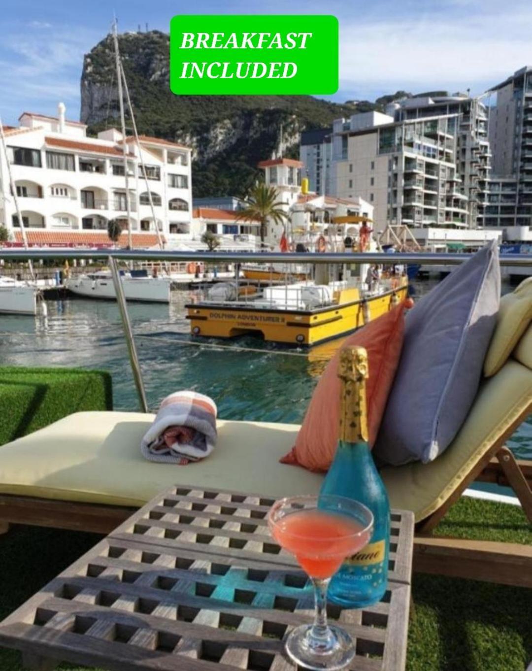 Jasmine Coral Jay Boutique Boatel Ocean Village Gibraltar Buitenkant foto